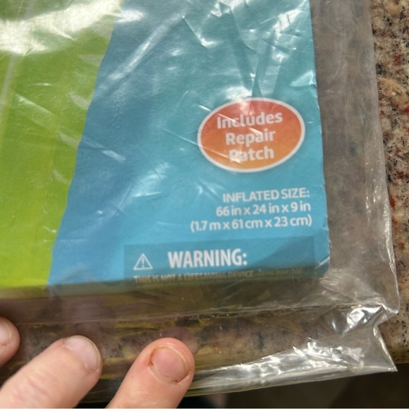 New in Package Play Day Green Pool Float - Picture 2 of 3